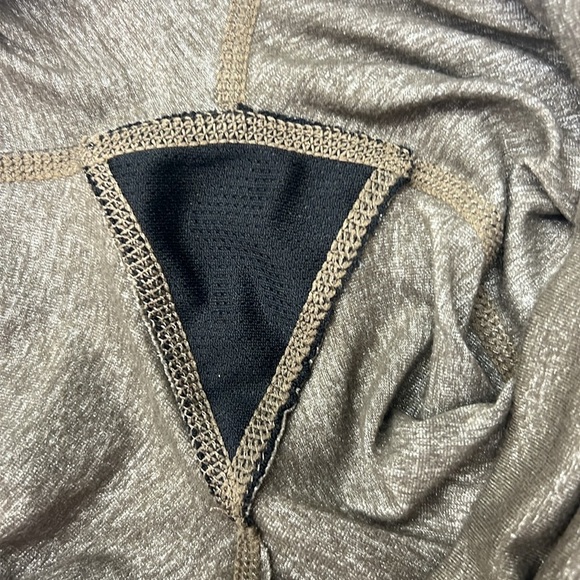 Athleta Cropped 17” Leggings, Size XS EUC - Picture 9 of 10